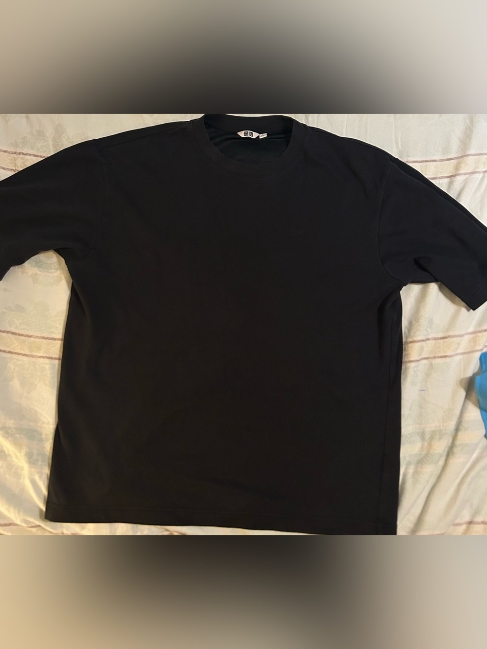 Uniqlo Men's Black Short-Sleeve Crewneck Tee